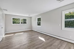 27 Huntington Rd, Hadley, MA 01035 - Photo 32
