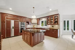 168 Southwood Dr, Ludlow, MA 01056 - Photo 6