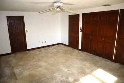 22 Pitcairn St, Revere, MA 02151 - Photo 12
