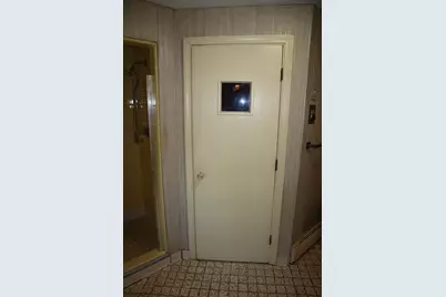 22 Pitcairn St, Revere, MA 02151 - Photo 16