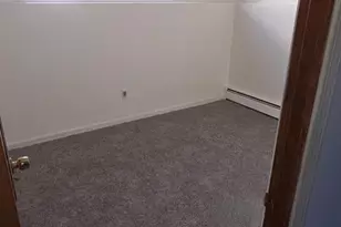 22 Pitcairn St, Revere, MA 02151 - Photo 36