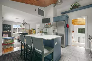 37 Slade St, Swansea, MA 02777 - Photo 6