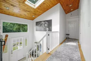 37 Slade St, Swansea, MA 02777 - Photo 12