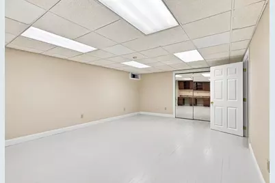 70 Appaloosa Ln, West Springfield, MA 01089 - Photo 38