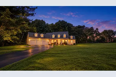 70 Appaloosa Ln, West Springfield, MA 01089 - Photo 1