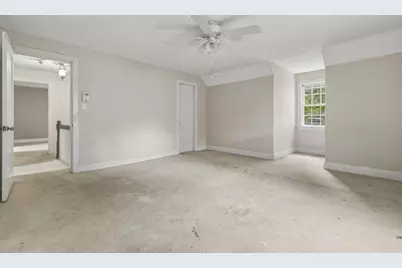 1248 Pleasant St, Brockton, MA 02301 - Photo 24