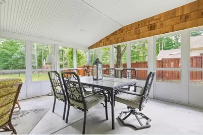 1248 Pleasant St, Brockton, MA 02301 - Photo 14