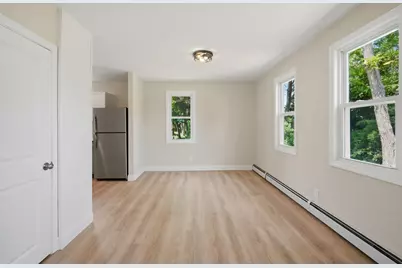 4 Wilson Str, Wilbraham, MA 01095 - Photo 6