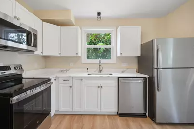 4 Wilson Str, Wilbraham, MA 01095 - Photo 10