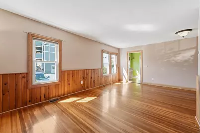 102 Lemuel Ave, Chicopee, MA 01013 - Photo 6