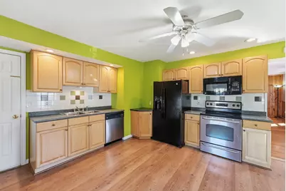 102 Lemuel Ave, Chicopee, MA 01013 - Photo 2