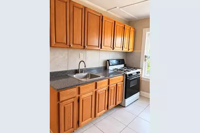 24 Dickinson St., Springfield, MA 01108 - Photo 2