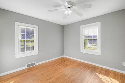 1161 E Mountain Rd, Westfield, MA 01085 - Photo 16