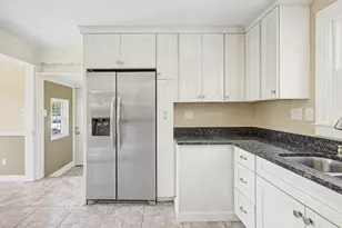 1161 E Mountain Rd, Westfield, MA 01085 - Photo 8