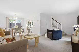 117 Pierce Rd, Watertown, MA 02472 - Photo 1
