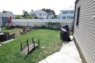 158 Adams St, New Bedford, MA 02746 - Photo 16