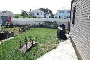 158 Adams St, New Bedford, MA 02746 - Photo 14