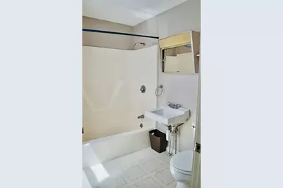158 Adams St, New Bedford, MA 02746 - Photo 22