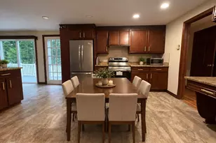 8 Birch Ln, Shrewsbury, MA 01545 - Photo 4
