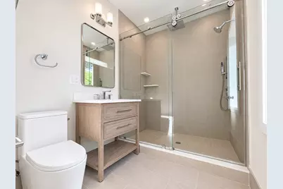 804 East 7th Street #307, Boston, MA 02127 - Photo 10