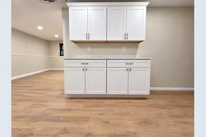 8 Birch Ln #A, Shrewsbury, MA 01545 - Photo 6