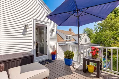 15 Cottage St #3, Provincetown, MA 02657 - Photo 6
