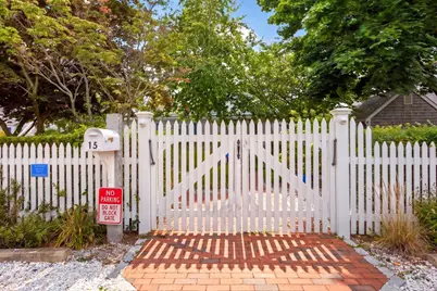 15 Cottage St #3, Provincetown, MA 02657 - Photo 28