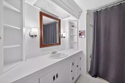 15 Cottage St #3, Provincetown, MA 02657 - Photo 22