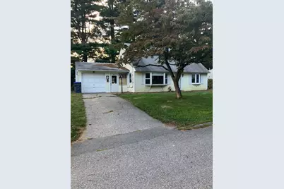 12 Hadley Rd, Methuen, MA 01844 - Photo 1