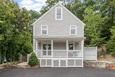 95 Pine St #A, Manchester by the Sea, MA 01944 - Photo 1