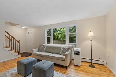 95 Pine St #A, Manchester by the Sea, MA 01944 - Photo 4