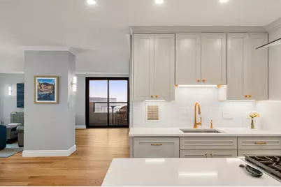 65 East India Row #27F, Boston, MA 02110 - Photo 4