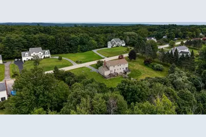 4 Henry Marsh Rd #B, Oxford, MA 01540 - Photo 34