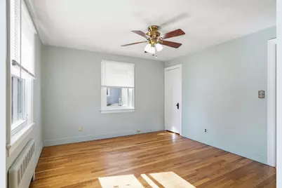 24 Grandview St, Northampton, MA 01062 - Photo 6
