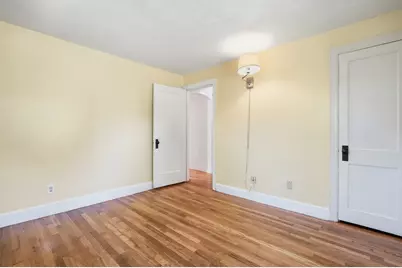 24 Grandview St, Northampton, MA 01062 - Photo 8