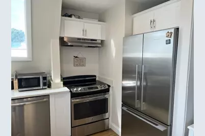 56 Humphrey Street #2, Swampscott, MA 01907 - Photo 4