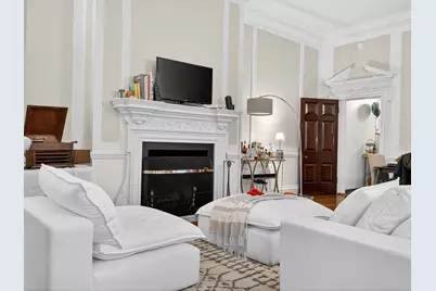 93 Beacon Street #5, Boston, MA 02108 - Photo 2
