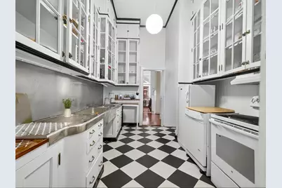 93 Beacon Street #5, Boston, MA 02108 - Photo 4