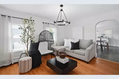 34 Ashley St, Springfield, MA 01105 - Photo 10