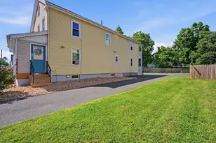 34 Ashley St, Springfield, MA 01105 - Photo 6