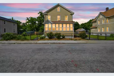 34 Ashley St, Springfield, MA 01105 - Photo 2