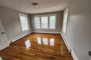 115 Clarence St, Everett, MA 02149 - Photo 10