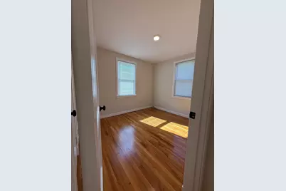 58 Bailey St, Worcester, MA 01602 - Photo 10