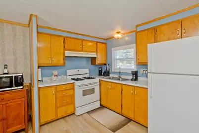 56 Klondike Ave, Westfield, MA 01085 - Photo 10