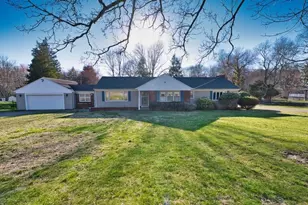 222 Blossom Rd, Westport, MA 02790 - Photo 2