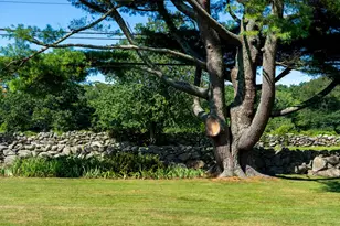 557 Smith Neck Rd, Dartmouth, MA 02748 - Photo 26