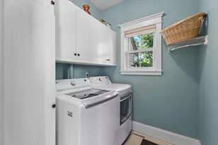 557 Smith Neck Rd, Dartmouth, MA 02748 - Photo 12