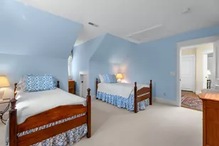 557 Smith Neck Rd, Dartmouth, MA 02748 - Photo 22