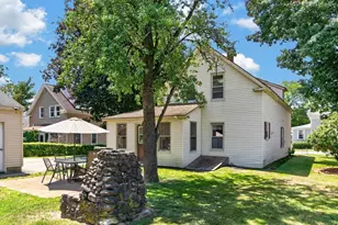 14 Green St, Westborough, MA 01581 - Photo 4