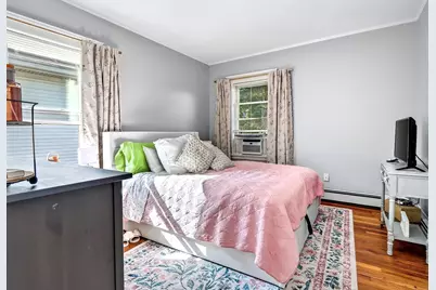 18 Franconia St, Boston, MA 02122 - Photo 16